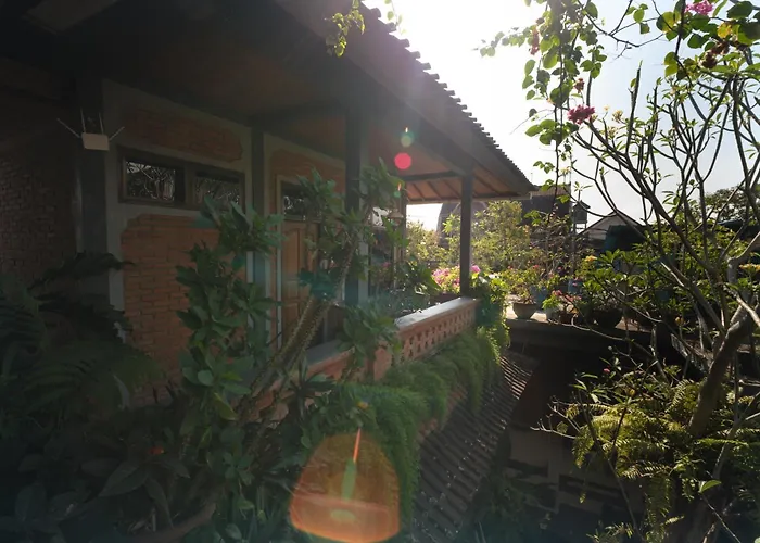Candra Asri Bungalow! Free Early Check In! بيت ضيافة *
