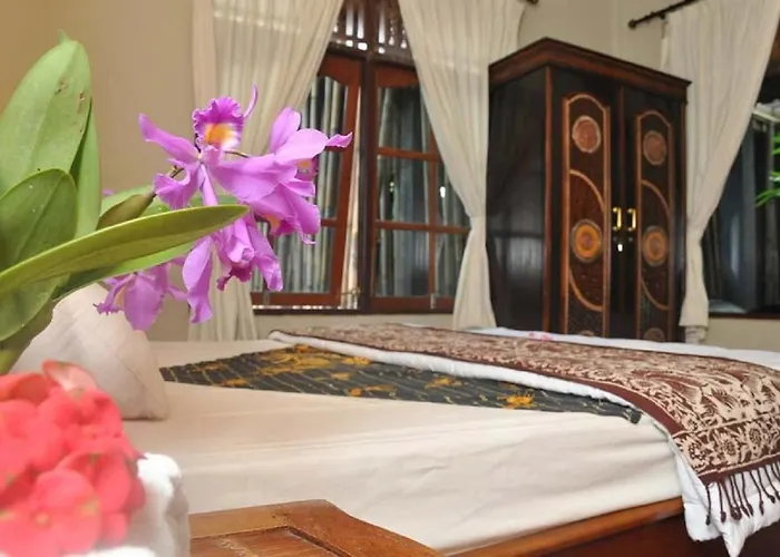 Candra Asri Bungalow! Free Early Check In! Affittacamere Ubud
