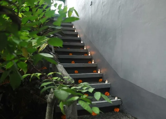 Candra Asri Bungalow! Free Early Check In! 招待所